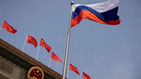 Ç­i­n­ ­v­e­ ­R­u­s­y­a­­d­a­n­ ­b­a­t­ı­ ­v­e­ ­m­ü­t­t­e­f­i­k­l­e­r­i­n­e­ ­g­ü­ç­ ­g­ö­s­t­e­r­i­s­i­
